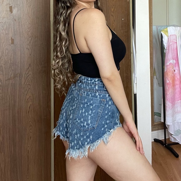 Extreme Distressed Denim Festival Shorts - Picture 2 of 4